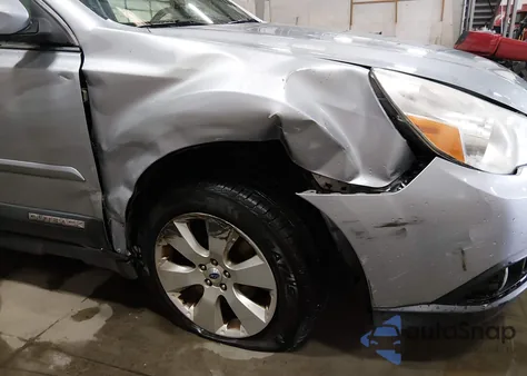 2012 Subaru Outback 2.5I Limited z USA, uszkodzony, nr VIN 4S4BRBKC1C3278826